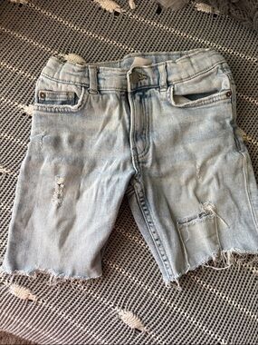Zara boys Light Wash Distressed Denim Shorts - Light Blue
